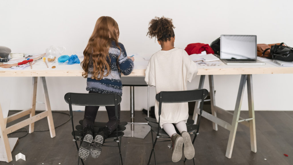 ambient Persone 10 bd6dsy